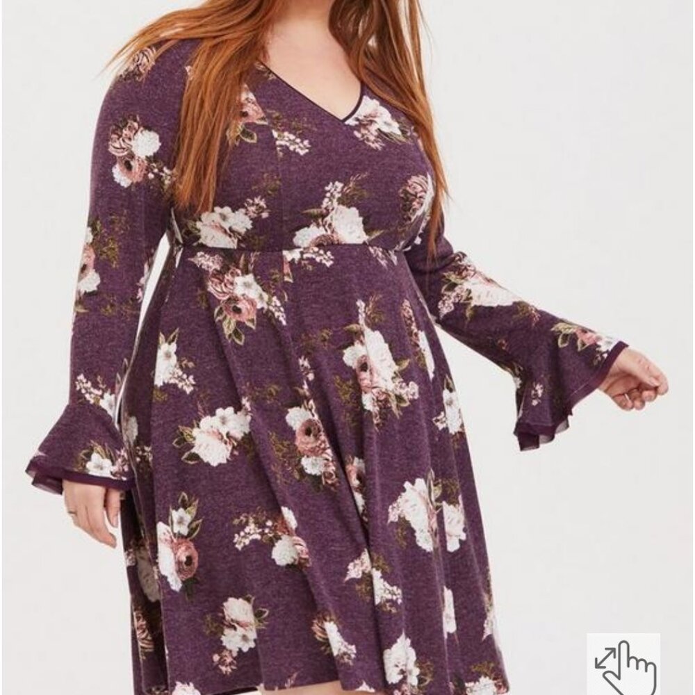 Torrid Size 3 (22/24W) Purple Floral Mini Hacci Skater Bell Sleeve Dress NWT